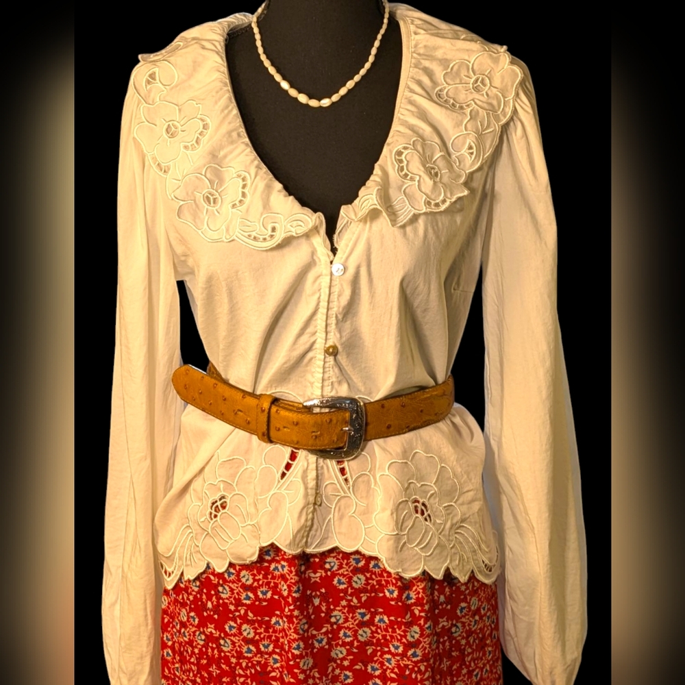 EUC LuLu's Pesant Blouse
